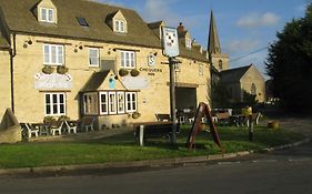 The Chequers Inn Cassington 4* United Kingdom